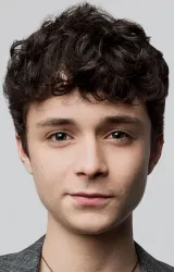 Лукас Джейд Зуманн