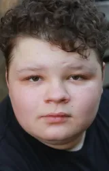 Ара Холлидей